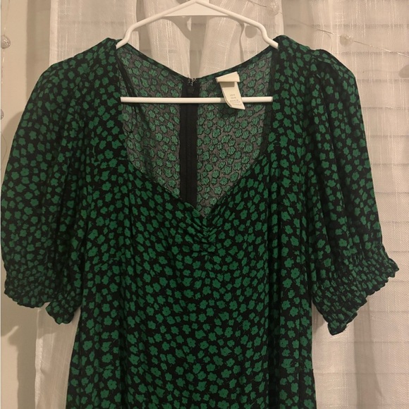H&M Green Floral Puff-Sleeve Midi Dress - Picture 6 of 8